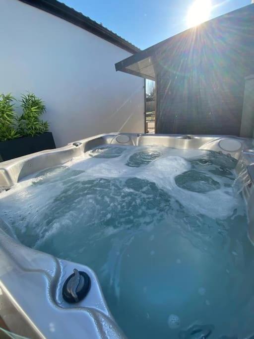 Villa Avec Jacuzzi Proche De La Mer Et Du Centre Barbâtre Eksteriør bilde